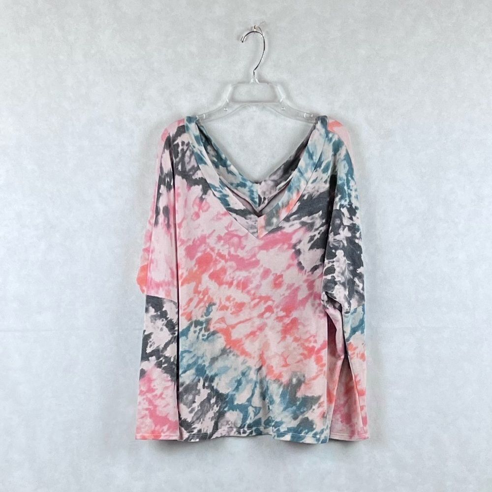 Wasabi + Mint V-Neck Tyed Dyed Top